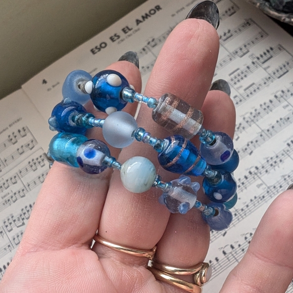 Blue Beaded Bracelet - Picture 8 of 11